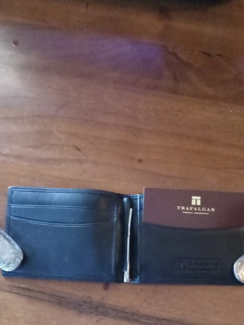 Classic Black Leather Men's Bi-Fold Wallet - Trafalgar Money Clip